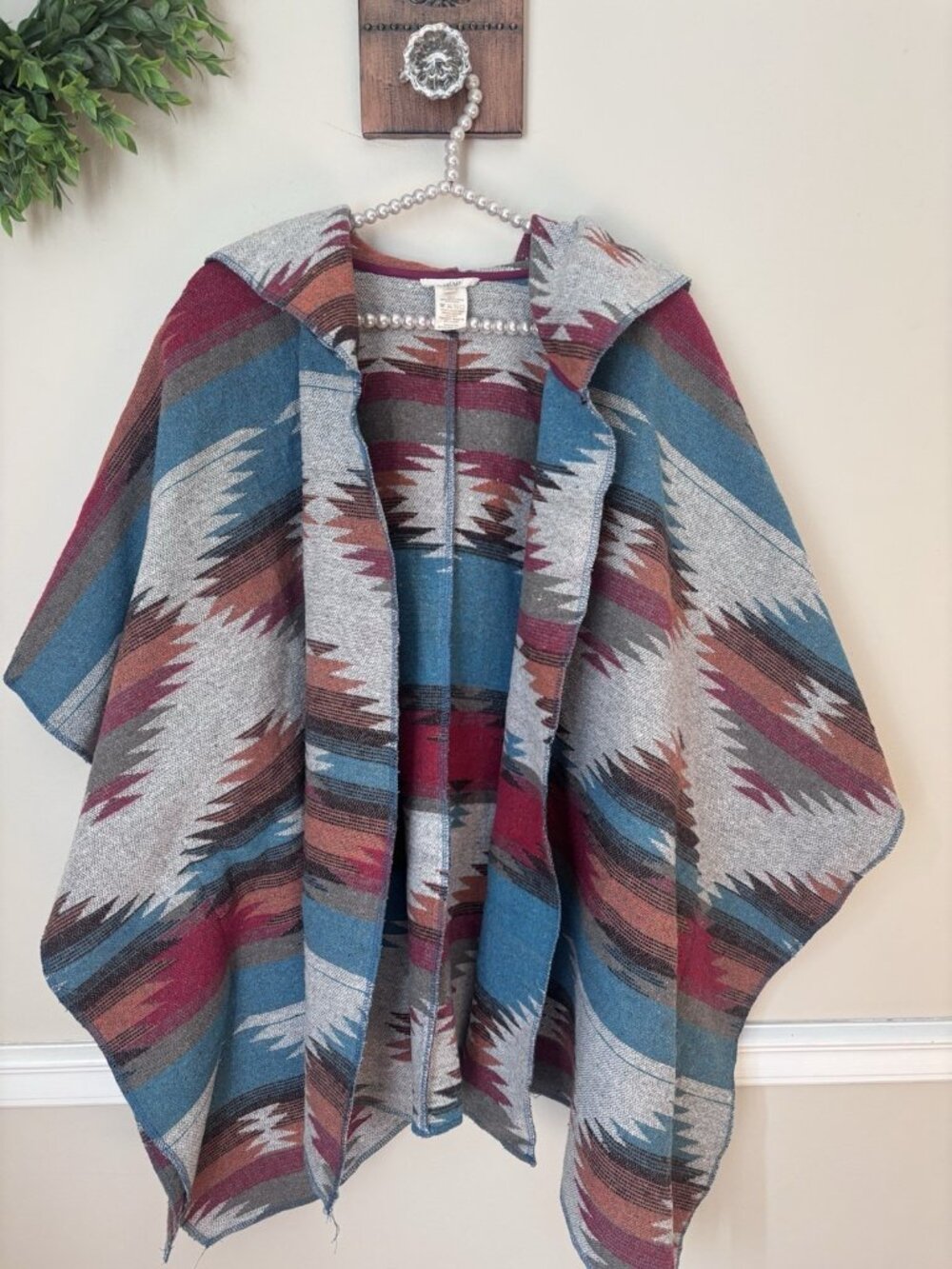 Mystree Womens One Size Open Front Poncho Southwestern Theme Multicolor Hooded